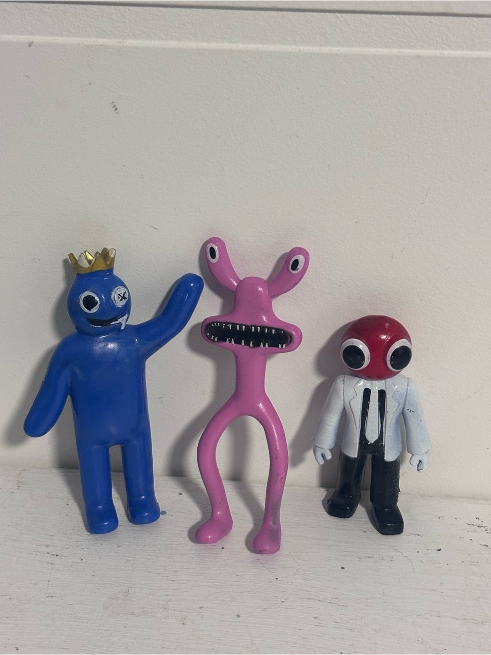 Roblox Rainbow Friends figures